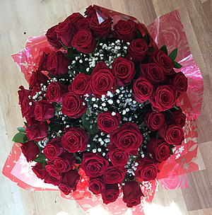 Floral gift of roses